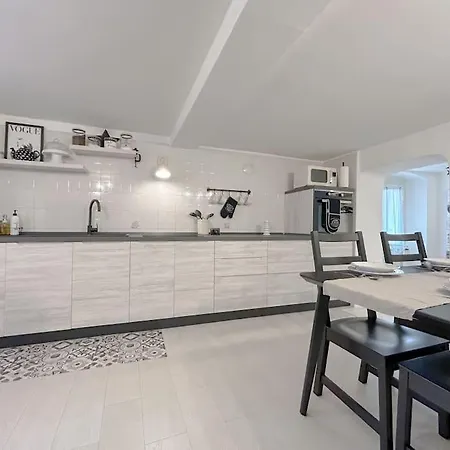 Via Pia Elegante Di Design Crociere 2' Appartement