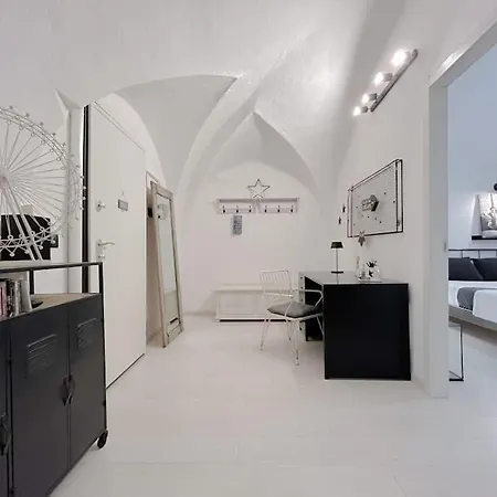 Apartment Via Pia Elegante Di Design Crociere 2' *