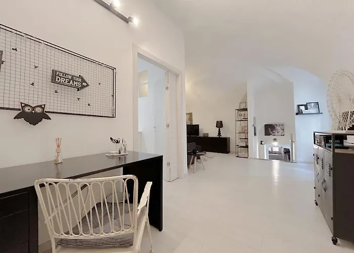 Appartamento Via Pia Elegante Di Design Crociere 2' *