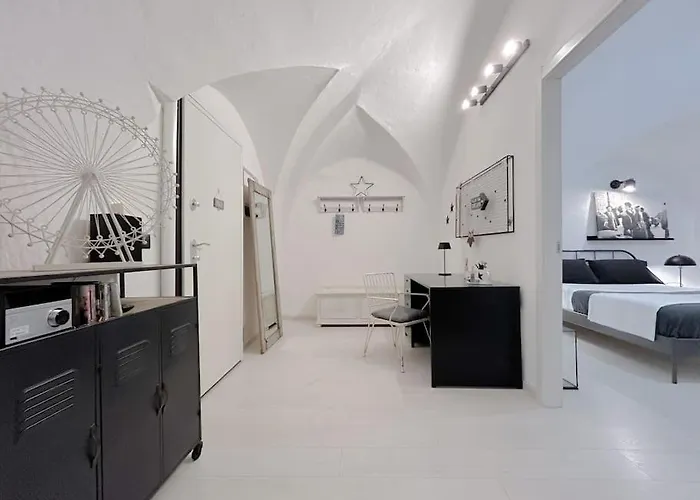 Apartment Via Pia Elegante Di Design Crociere 2' *